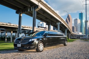 Stretch-Limousine-rental-houston